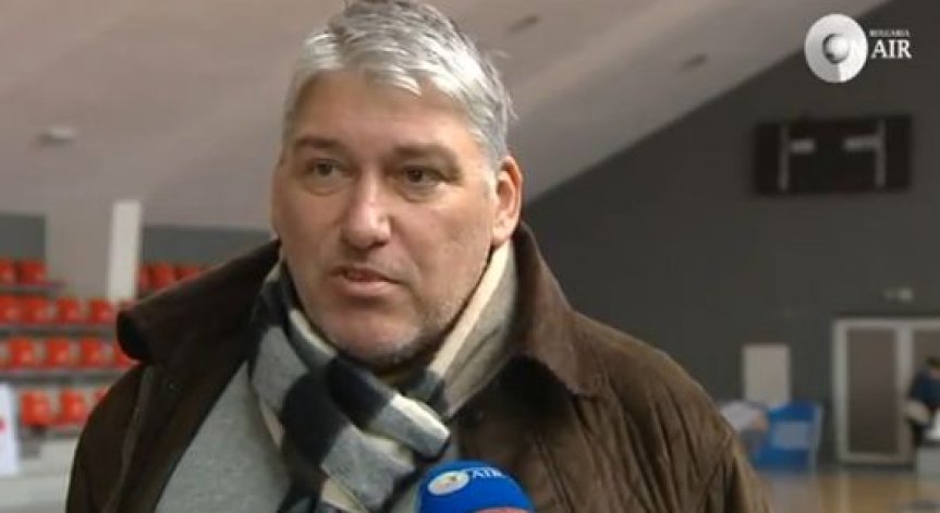 Ремонтираната баскетболната зала 