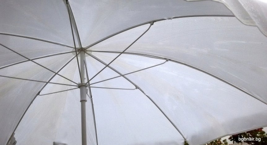 Поройни дъждове над Централна и Северна България