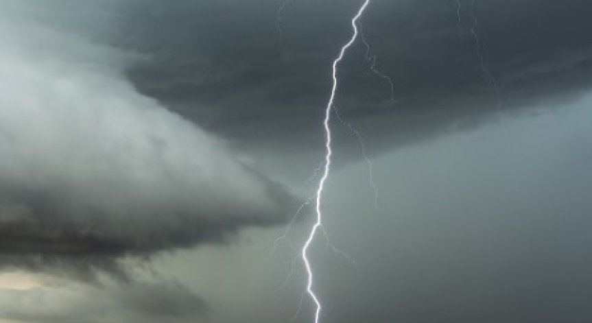 Мълния удари два пъти на едно и също място