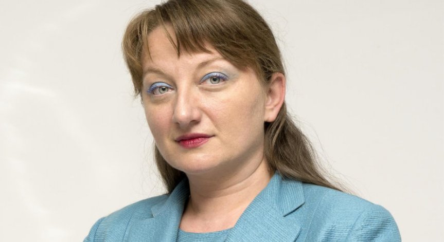 Сачева: Има проблем с ограничаване на достъпа на нови партии