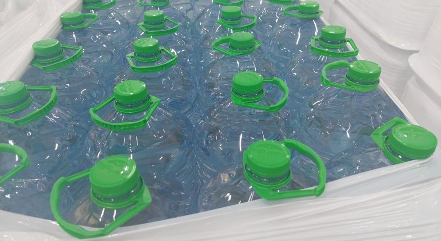 Държавният резерв изпраща вода и храна за пострадали при наводненията