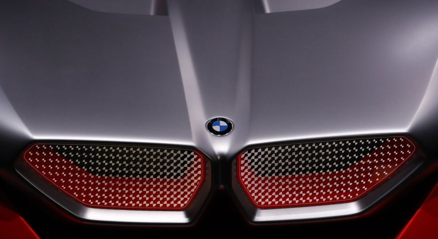 BMW смени логото си, прицели се в младежката аудитория