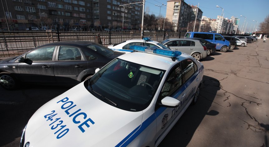 Обвиняват футболни фенове за бой и грабеж в София