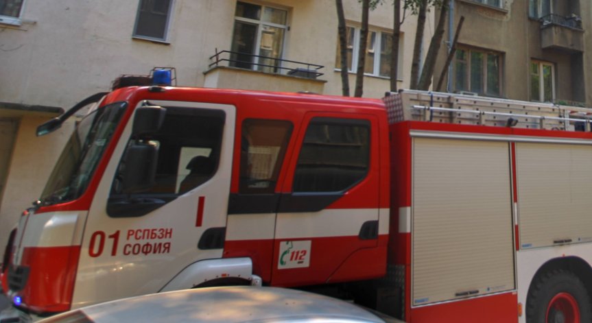 Мъж запали дома на бившата си, при издадена ограничителна заповед