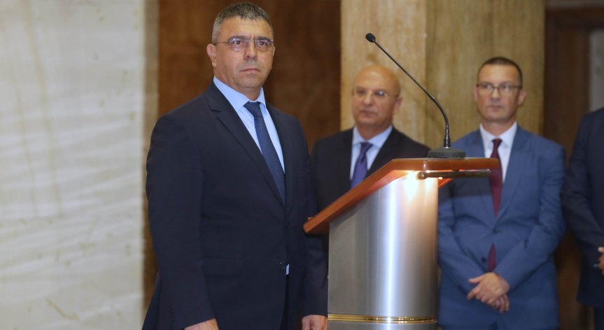 Атанас Илков свиква Национално съвещание.