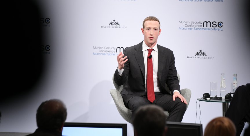 Зукърбърг: Болката ни напомня колко път има да извърви САЩ