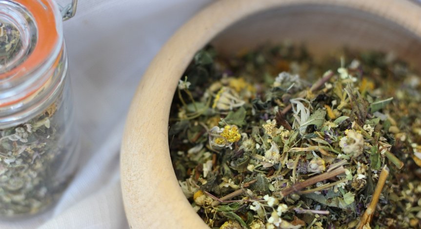 Билката не трябва да се дава на кърмачки.