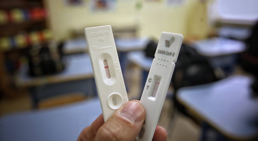 Ковид-19 за денонощието: 165 заразени и едва 19 ваксинирани (ОБНОВЕНА)