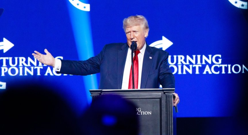 Тръмп: Има само два пола, трябва да се забрани преподаването на сексуални елементи на деца