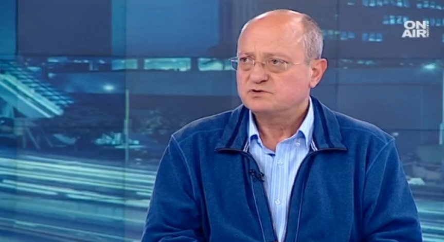 Бивш министър: Има нужда не само от образовани хора, а и от професионалисти