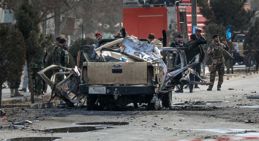 Стотици са загинали в битка с талибаните в Афганистан