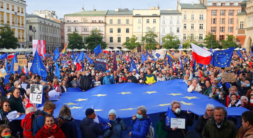 Полша може да забави преговорите за климатичен пакт на ЕС?