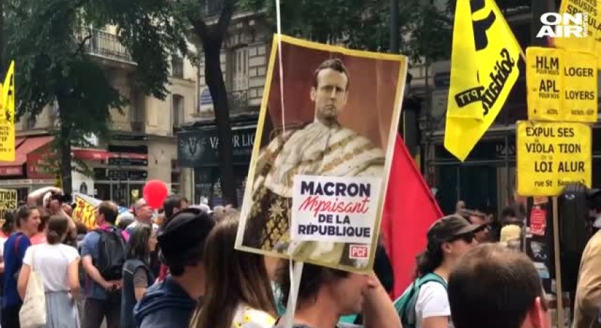 Хиляди на протест във Франция срещу политиката на Макрон