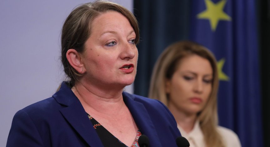 ГЕРБ-СДС предлага 2 години отпуск по бащинство