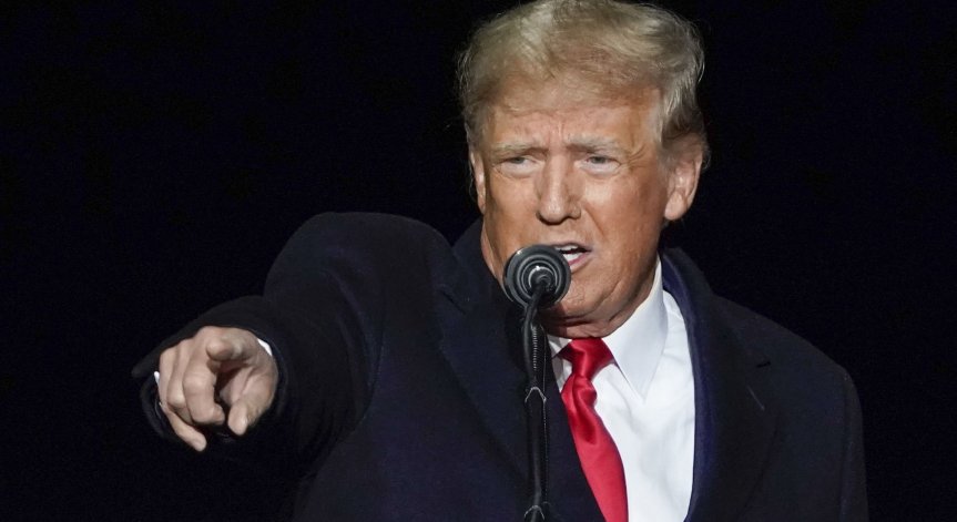 Тръмп призова Байдън да се успокои: Крещи в микрофона, когато зове за единство