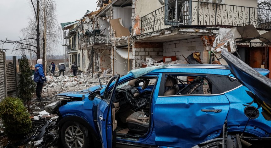Чехите даряват средства не само за хуманитарни помощи, но и за оръжия.