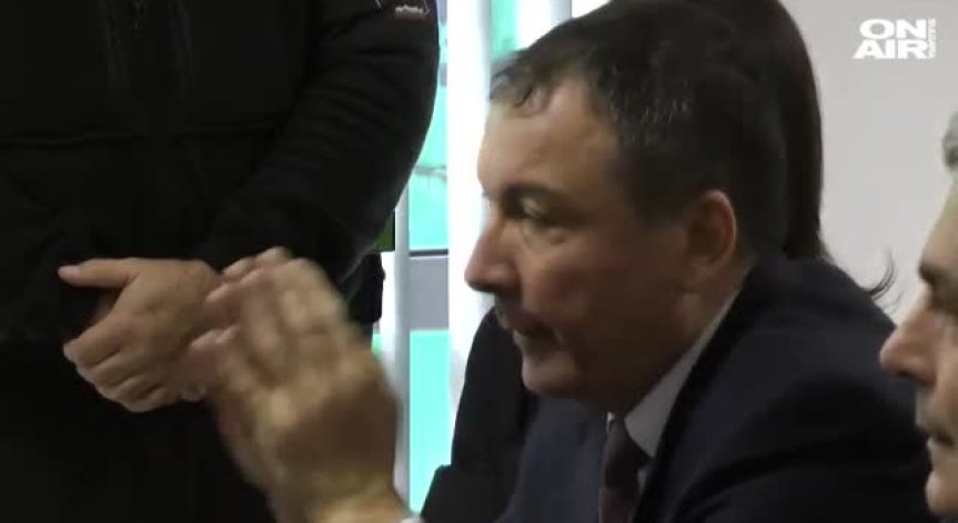 Кметът на Несебър отново на работа след излизането от ареста