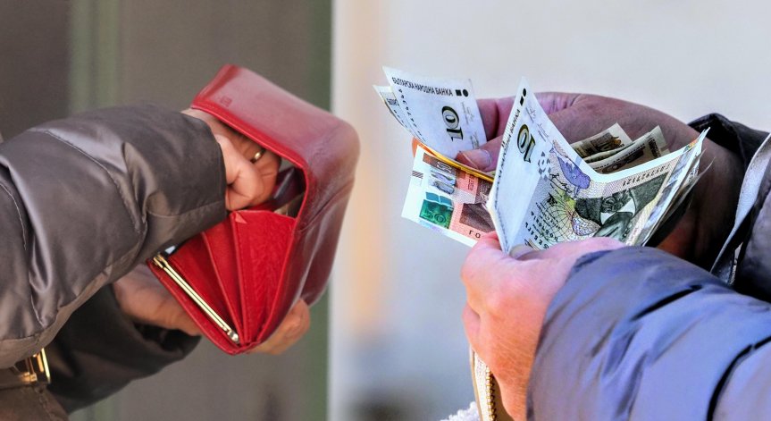 БНБ: 92% от левовете вече са изтеглени