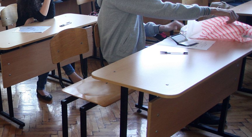 Безобразно отношение при провеждане на държавен изпит.