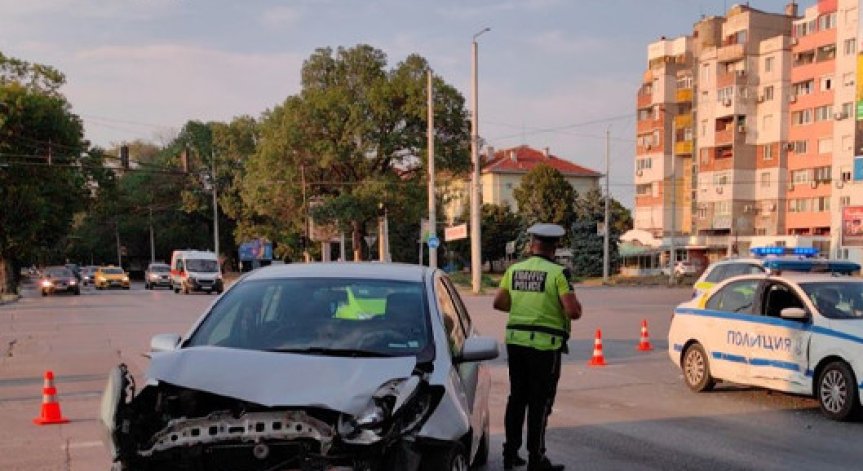 По случая се води проверка, която да установи обстоятелствата и причините за произшествието.