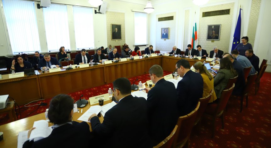 Гледат удължаването на Бюджет 2022