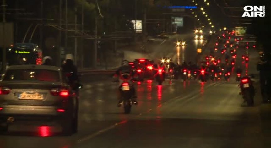 Стотици мотористи се включиха в най-масовото нощно каране