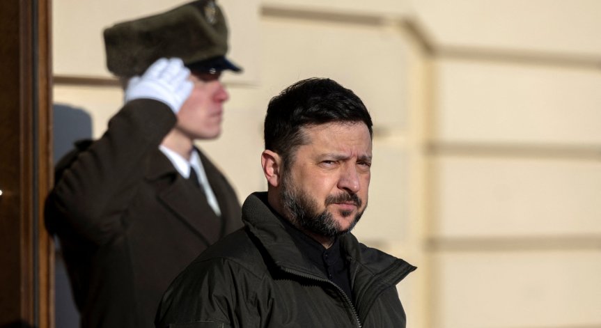 Зеленски е недоволен как украински военни пропускат руски дронове