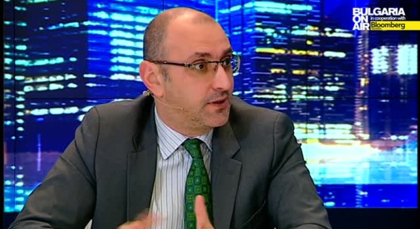 Милен Керемедчиев: Новият заем от 8 млрд. евро е необходим