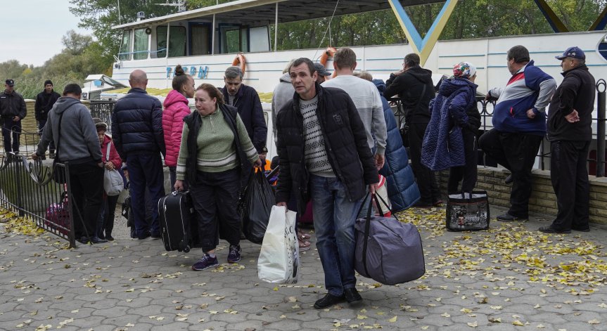 Mосква поднови масовата евакуация от Херсон