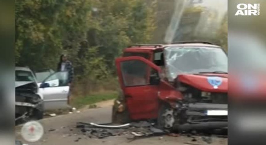 Жена загина след тежък челен сблъсък край Варна