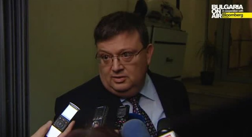 Цацаров: Изчезването на тефтерчетата на Златанов е криминален случай
