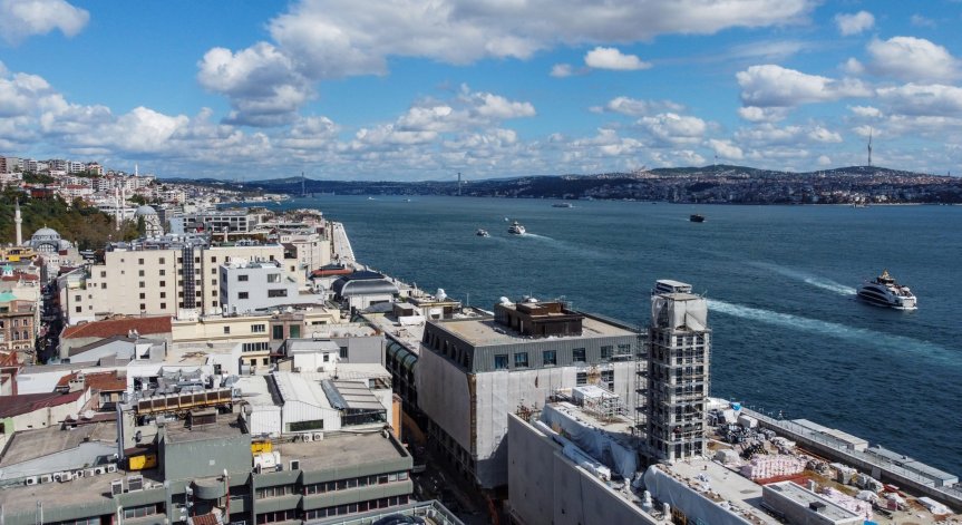 Богати руснаци нападнаха имотния пазар в Турция и ОАЕ