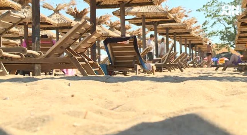 ГЕРБ и БСП в спор за плажове и бавене на време