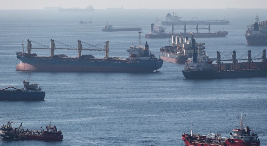 Руските сили са отблъснали атака с дрон срещу флота в Севастополския залив