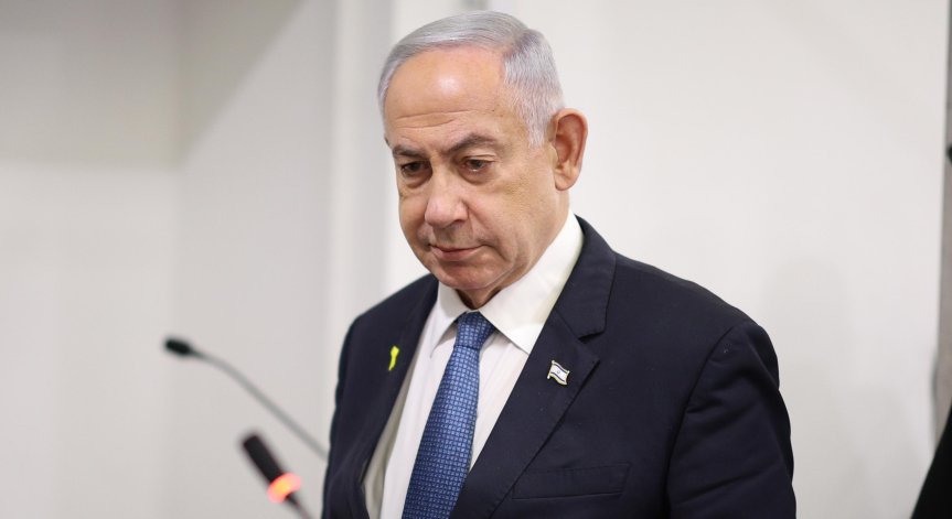 Канцеларията на 75-годишният Нетаняху съобщи, че той е в добро състояние.