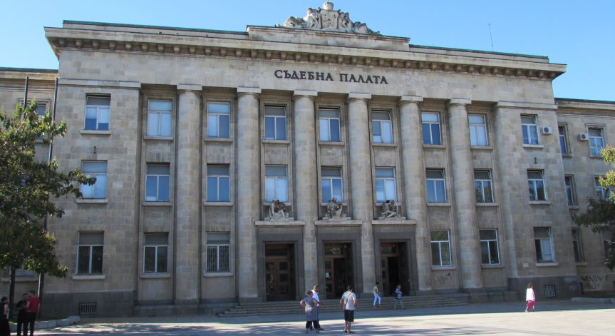 Русенският съд уверява, че осигурява справедлив процес и равенство на замесените страни.