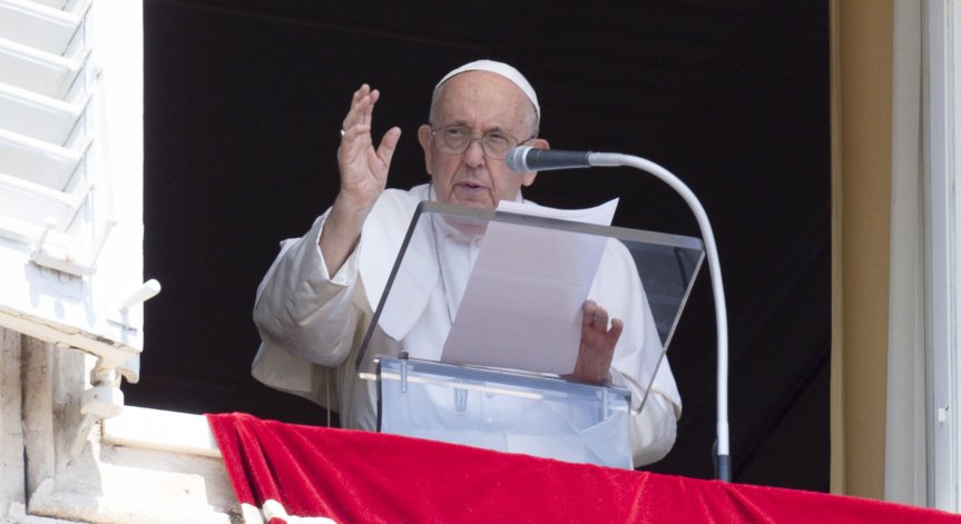 Папа Франциск: Да намалим военните разходи, да има повече средства за хуманитарните потребности