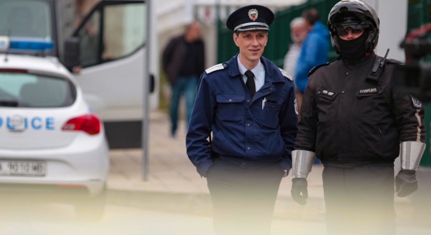 Обвиниха сириеца, нападнал с нож трима младежи пред НДК
