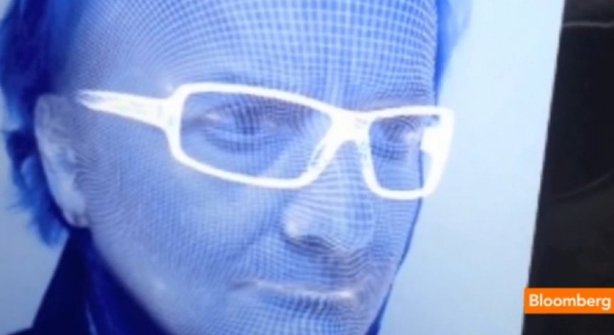 Дефицит и черен пазар на очилата за виртуална реалност