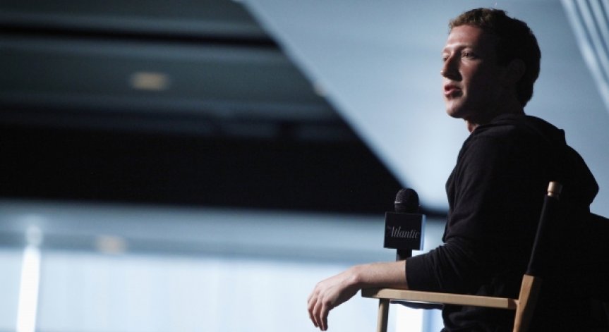 Време е за инвестиции във виртуалната реалност, зове Зукърбърг