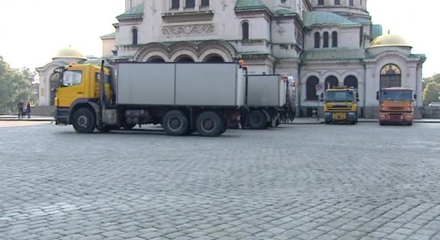 За по-чиста София: Започва основно миене на улиците на столицата