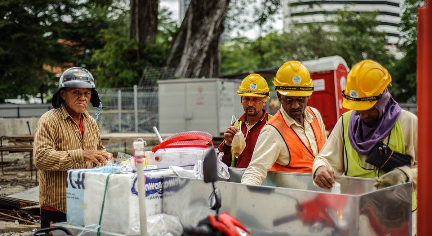 Частният сектор в САЩ с 275 хил. работни места допълнително през април
