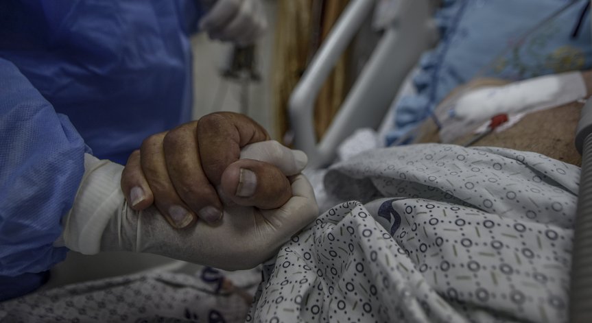 Болници отказат трансплантации на неваксинирани пациенти