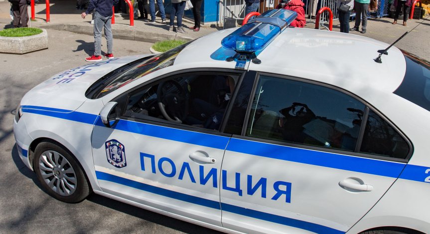 Арестуваха българка за трафик на деца в Гърция