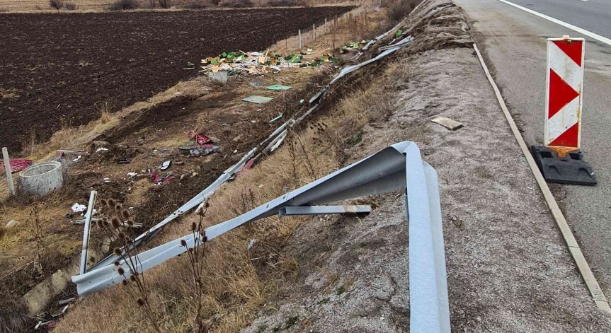 АПИ възстанови пометени мантинели по магистрали и пътища, даде 2 млн. лв. (+СНИМКИ)