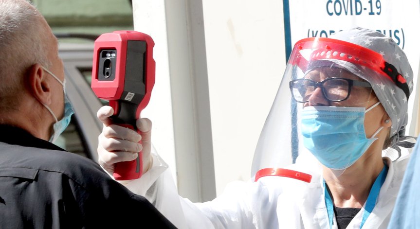 70-годишен американец трябва да плати 1.2 млн долара, лекували го от коронавирус