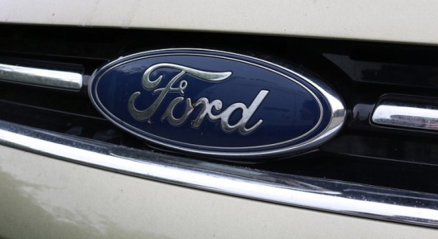 Ford съкращава работници, реже и модели, но заплатата на шефа скача