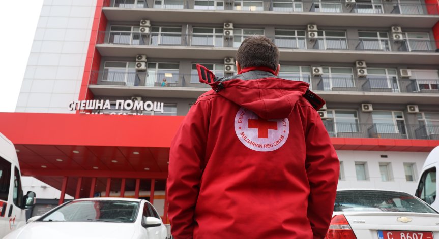 В ''Пирогов'' бяха приети общо 9 души след инцидента.