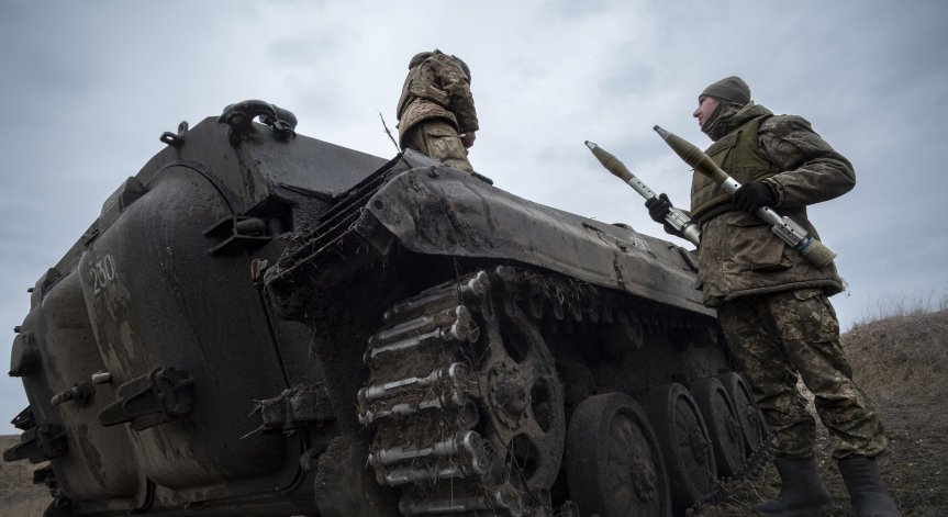 Офицер от Украйна: Край Авдеевка е извършена една от най-големите руски танкови атаки