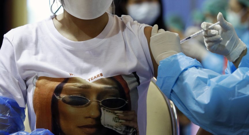 Изследване: Забавените дози AstraZeneca повишават имунитета